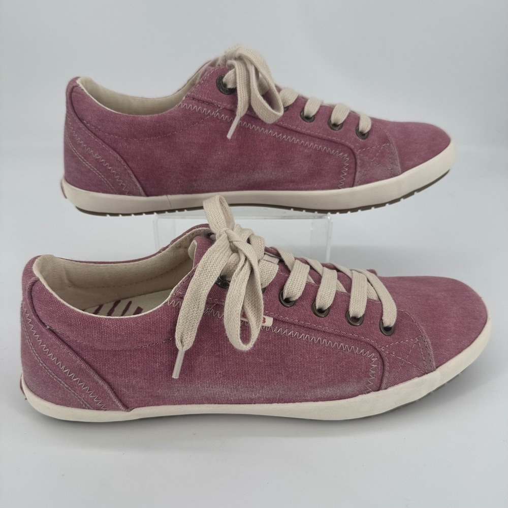 Taos Footwear Rose Suede Low-Top Lace-Up Sneakers